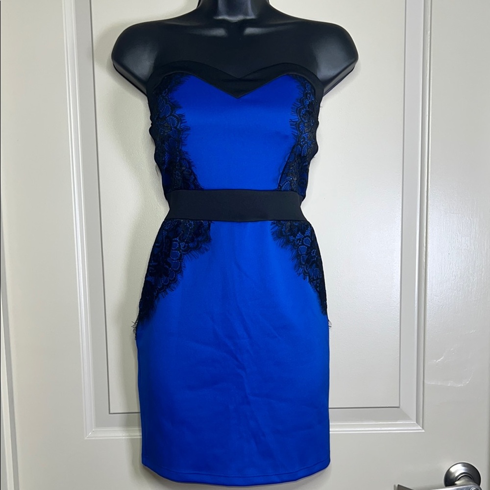 Papaya Blue & Black Strapless Sweetheart Bodycon Dress